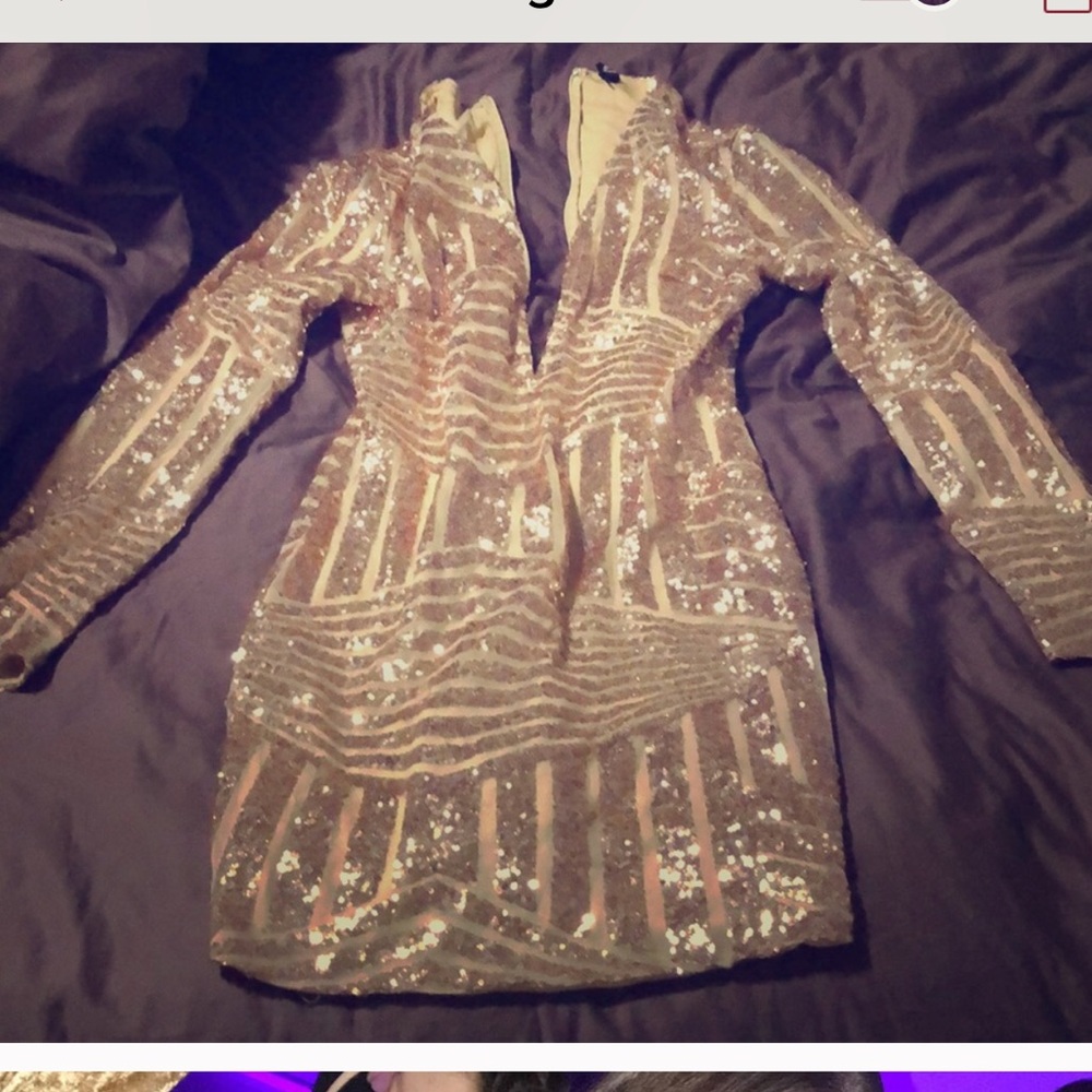 Gold plunge dress - Picture 1 of 2